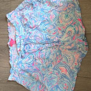 Lilly Pulitzer Kaylene shorts in Zanzibar Blue Fish Kiss Large